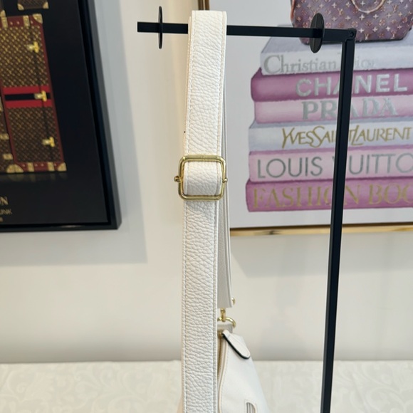 NWOT Steve Madden White Shoulder Bag. - Picture 3 of 11
